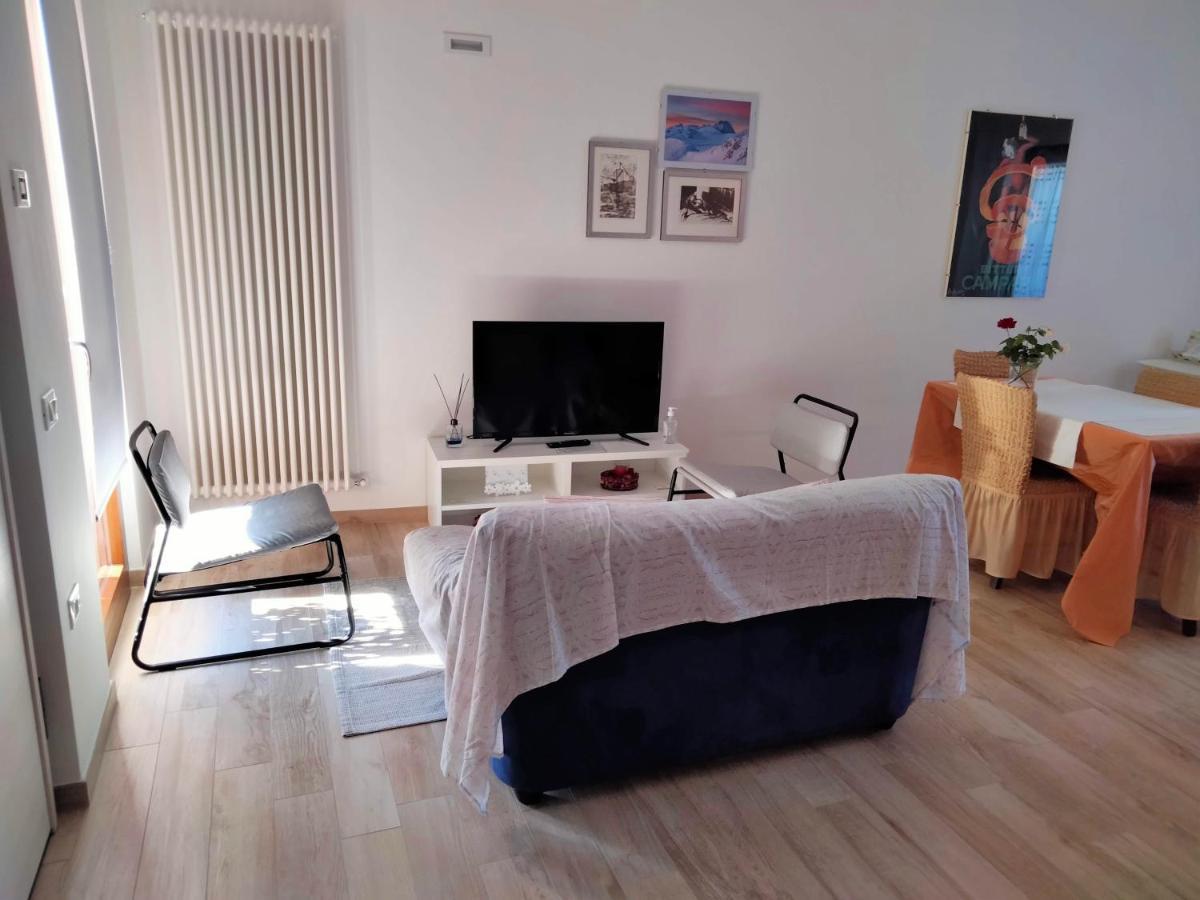 B&B La Casa Di Giuliana Cermignano Экстерьер фото
