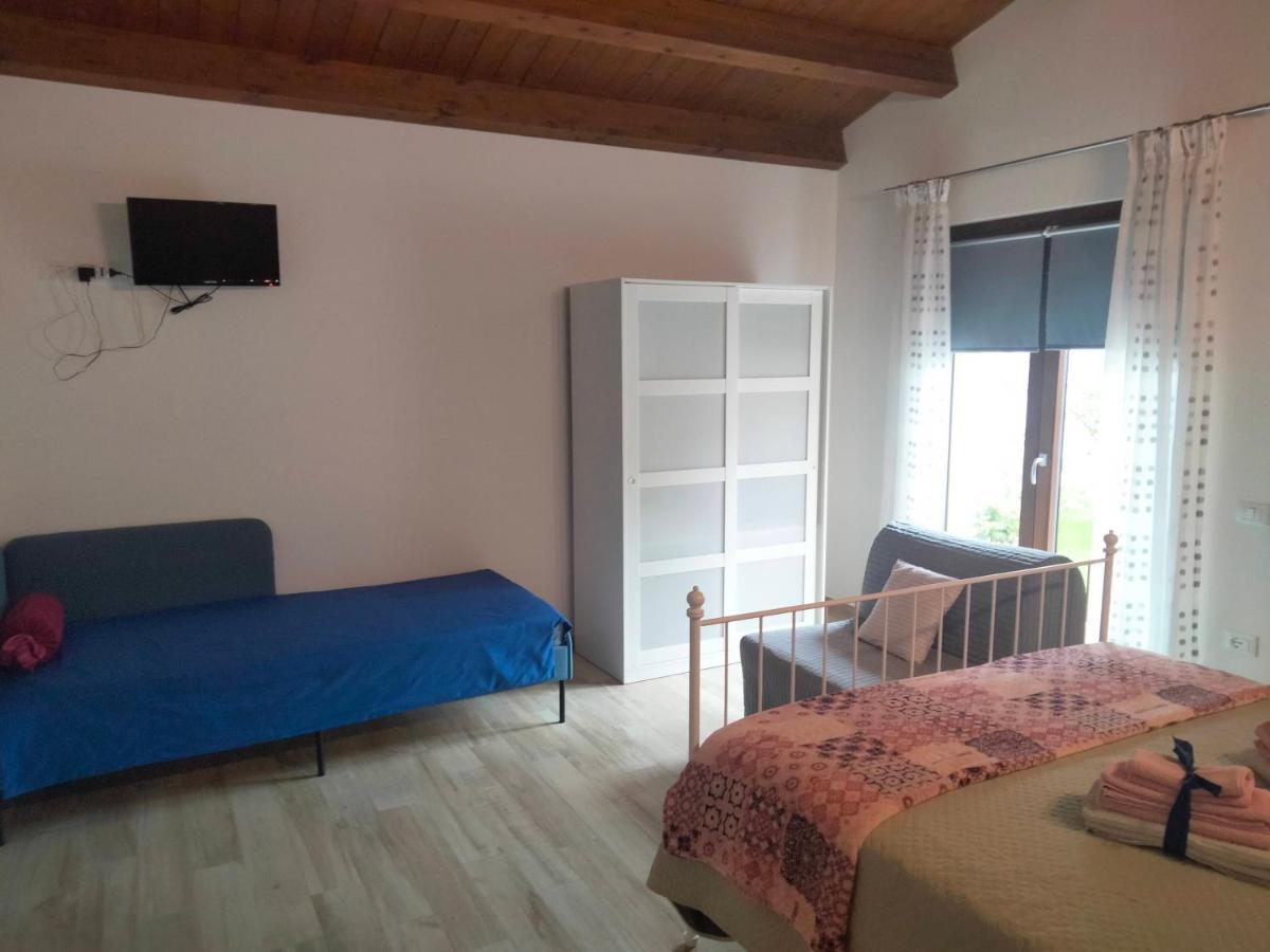 B&B La Casa Di Giuliana Cermignano Экстерьер фото